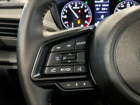 Used 2025 Subaru Crosstrek 2.5i Limited AWD/4WD image 18