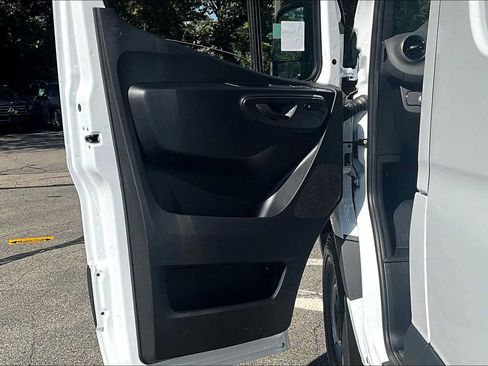 New 2026 Mercedes-Benz Sprinter 2500 image 11