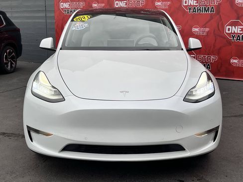 Used 2021 Tesla Model Y Long Range AWD/4WD image 2