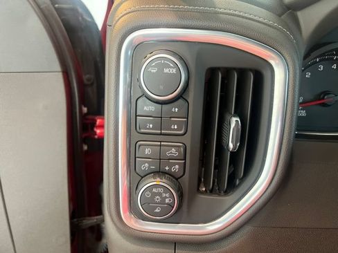 Used 2022 Chevrolet Silverado 1500 LTZ AWD/4WD image 25