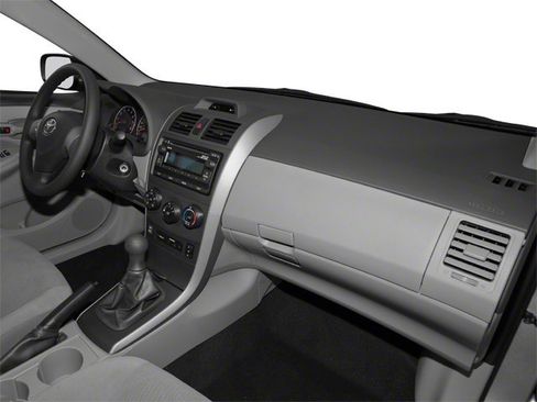 Used 2013 Toyota Corolla L FWD image 17