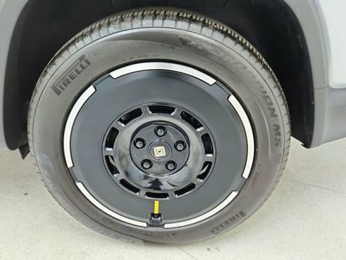 Used 2025 Rivian R1S Adventure image 64