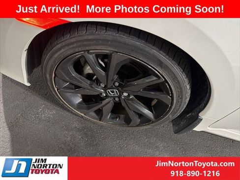 Used 2020 Honda Civic Sport image 7