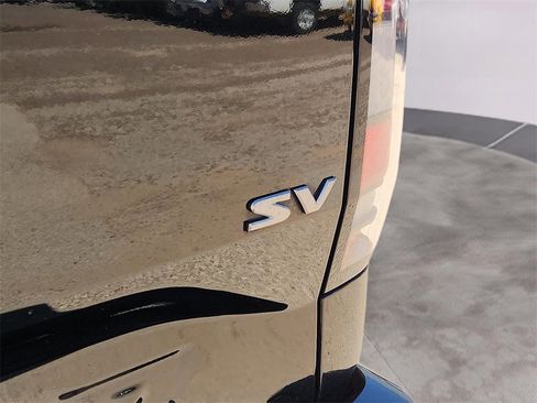 Used 2024 Nissan Frontier SV image 10