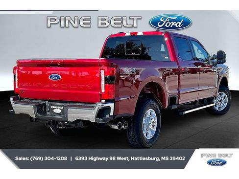 New 2026 Ford F250 XLT w/ XLT Premium Package AWD/4WD image 11