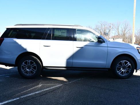 New 2026 Ford Expedition Max Active AWD/4WD image 7