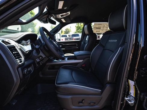 New 2025 RAM 2500 Laramie AWD/4WD image 20