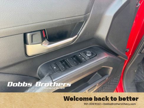 Used 2024 Toyota Tacoma TRD Sport AWD/4WD image 11