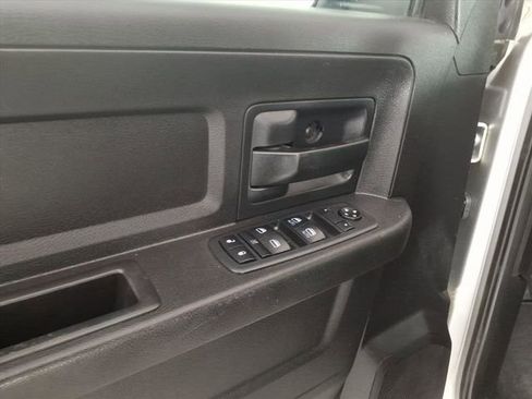 Used 2018 RAM 1500 Express image 12