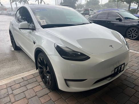 Used 2022 Tesla Model Y Performance AWD/4WD image 4