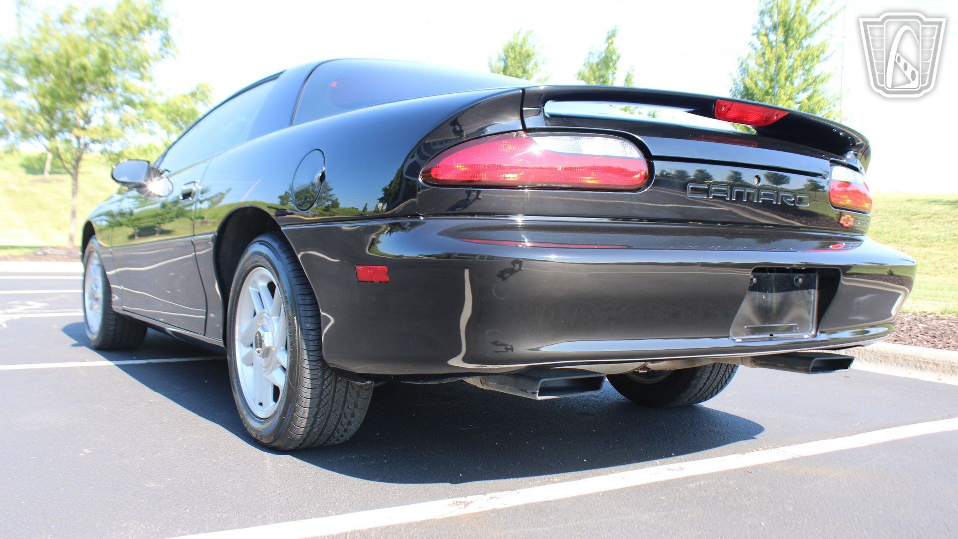 Used 1993 Chevrolet Camaro Z28 RWD image 31