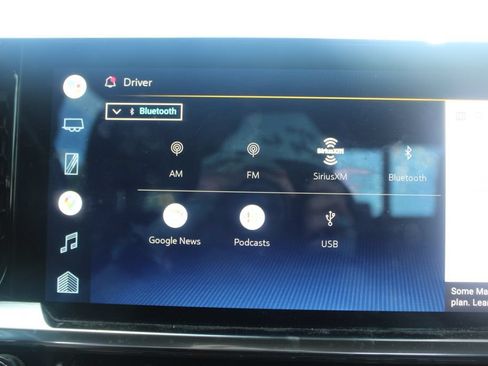 Used 2022 Chevrolet Silverado 1500 LT w/ Safety Package AWD/4WD image 34