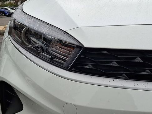 Certified 2024 Kia Forte LXS image 11