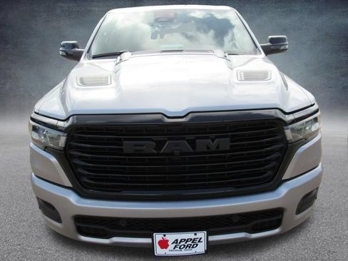 Used 2025 RAM 1500 Laramie w/ Night Edition AWD/4WD image 9