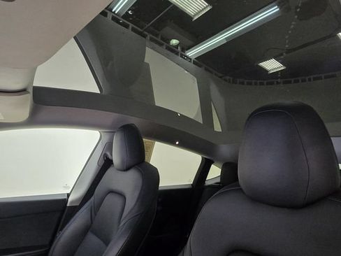 Used 2022 Tesla Model Y Performance AWD/4WD image 19