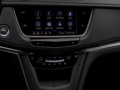 New 2025 Cadillac XT6 Luxury image 11