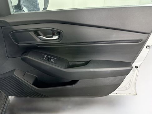 Used 2024 Honda Accord EX image 30