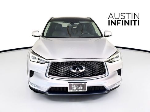 Used 2019 INFINITI QX50 Luxe w/ Navigation Package image 2