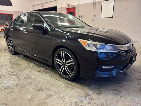 Used 2017 Honda Accord Sport Special Edition image 1
