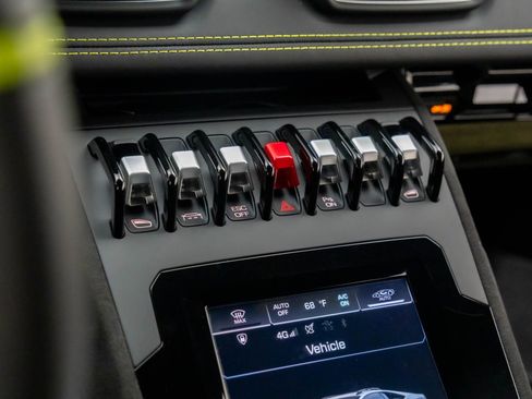 Used 2024 Lamborghini Huracan Sterrato image 24