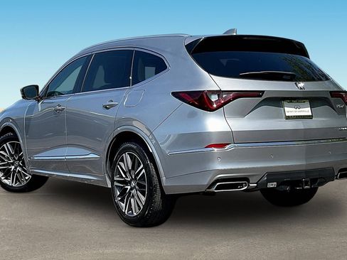 Used 2025 Acura MDX SH-AWD w/ Advance Package image 4