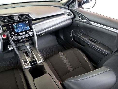 Used 2020 Honda Civic Sport image 18