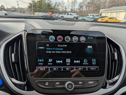 Used 2017 Chevrolet Volt LT w/ Comfort Package image 22