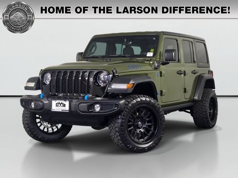 Used 2023 Jeep Wrangler Unlimited w/ 8.4" Radio Group AWD/4WD image 1