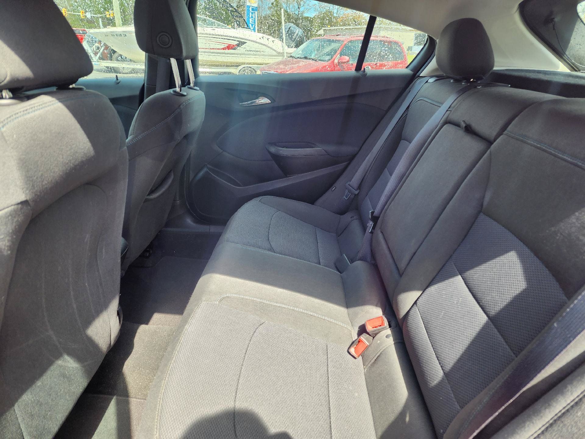 Used 2018 Chevrolet Cruze LT FWD image 8