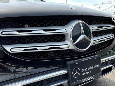 Certified 2021 Mercedes-Benz GLC 300 4MATIC image 35