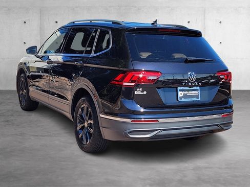 Used 2024 Volkswagen Tiguan SE image 29