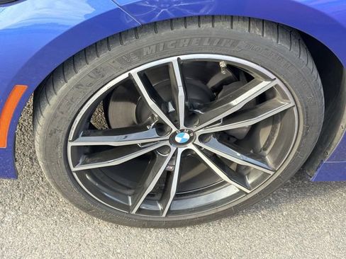 Used 2021 BMW 330i Sedan w/ M Sport Package image 4