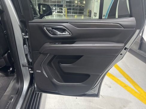 Used 2024 GMC Yukon AT4 w/ AT4 Premium Package AWD/4WD image 42
