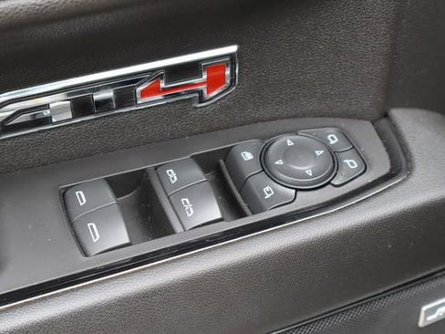 Used 2024 GMC Sierra 1500 AT4 w/ Technology Package AWD/4WD image 22