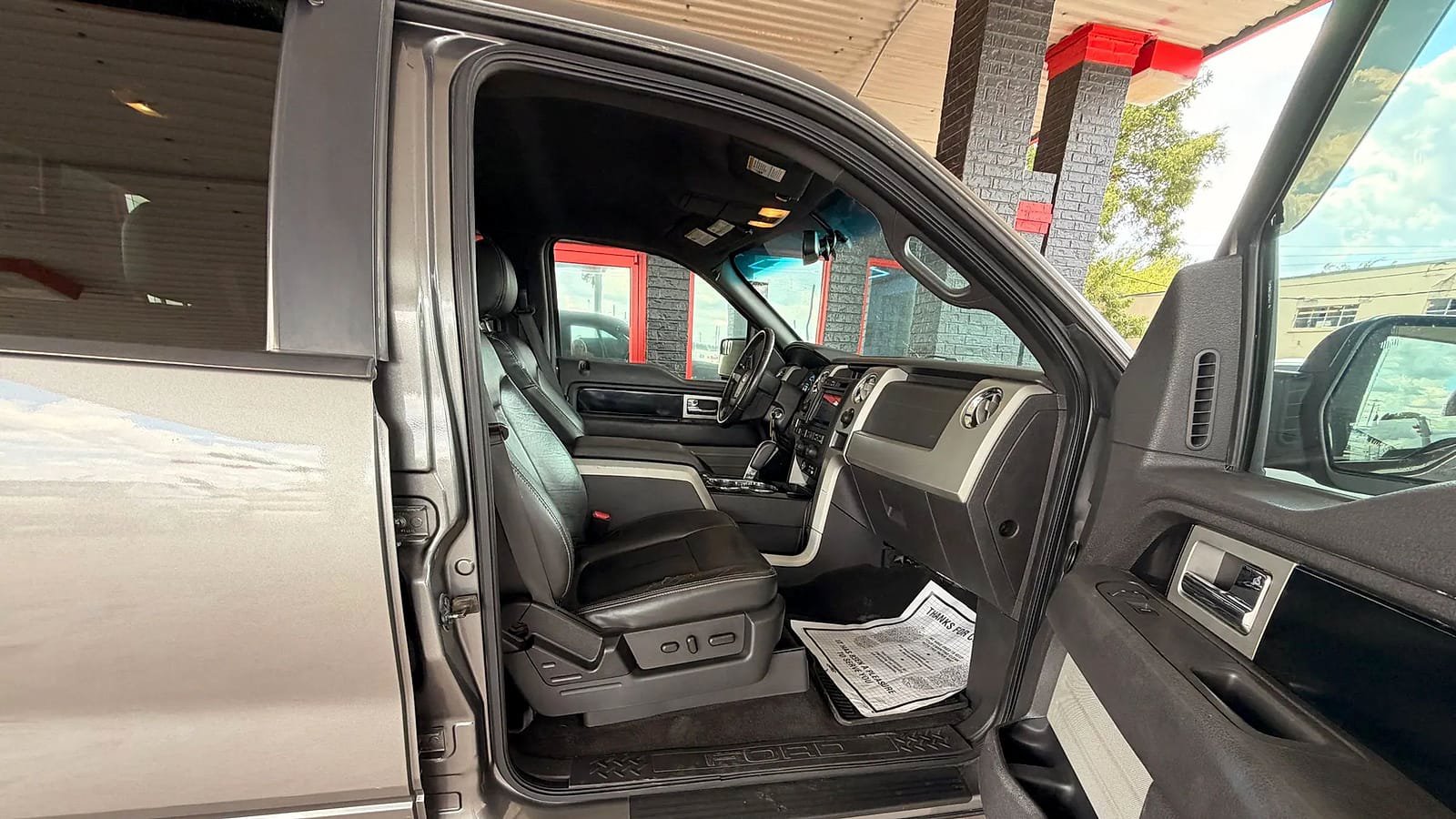 Used 2011 Ford F150 FX4 w/ FX Luxury Pkg AWD/4WD image 29