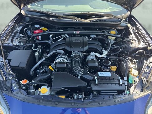 Used 2025 Toyota GR86 Premium w/ Performance Package RWD image 26