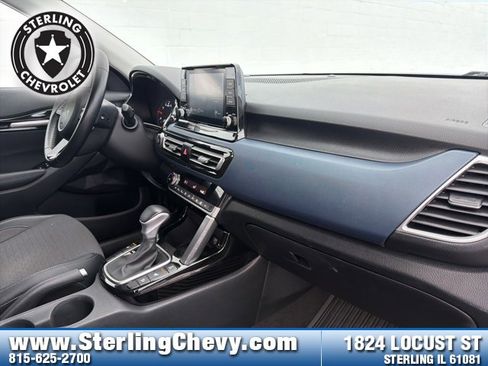 Used 2023 Kia Seltos S image 18