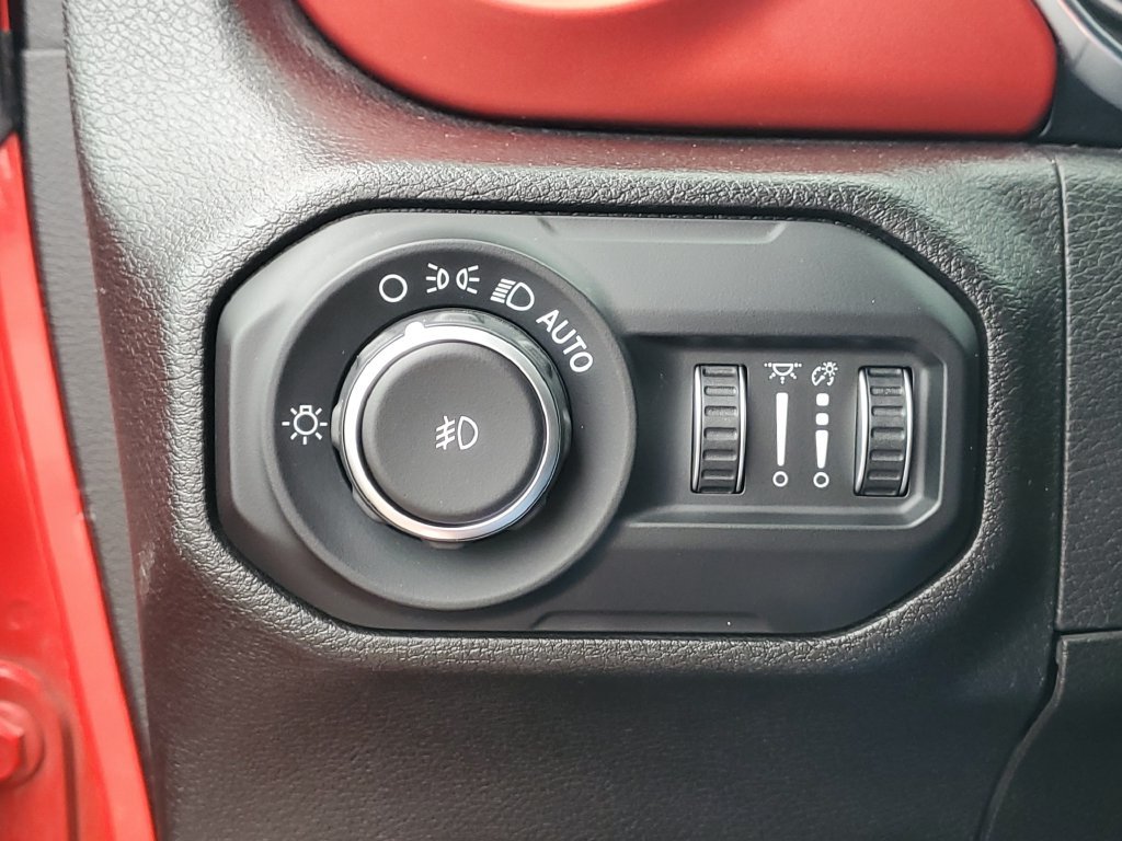 Used 2019 Jeep Wrangler Unlimited Rubicon AWD/4WD image 17