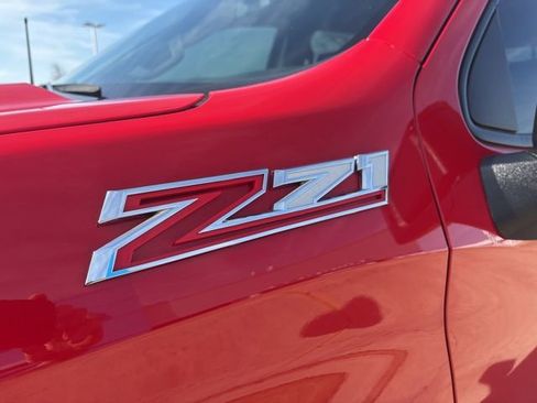 Used 2020 Chevrolet Silverado 1500 LT Trail Boss image 11