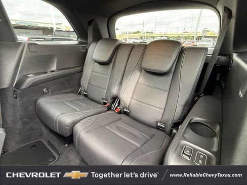Used 2026 Mercedes-Benz GLS 580 4MATIC image 35