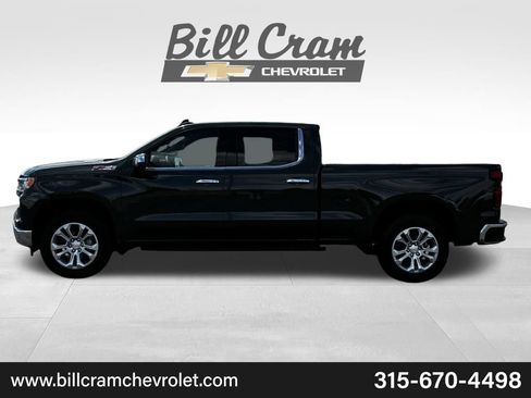 Used 2025 Chevrolet Silverado 1500 LTZ AWD/4WD image 37