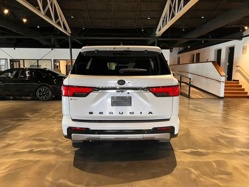 Used 2024 Toyota Sequoia Limited image 4