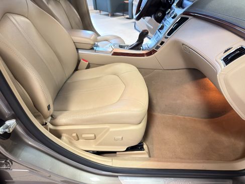 Used 2012 Cadillac CTS Luxury image 23