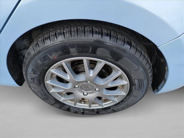 Used 2014 Hyundai Accent GS FWD image 12