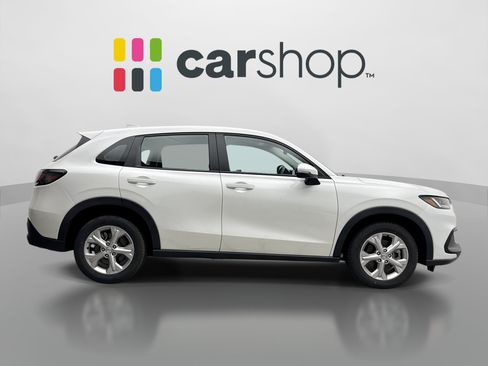 Used 2023 Honda HR-V LX image 6