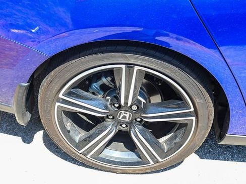 Used 2023 Honda Accord Sport image 9