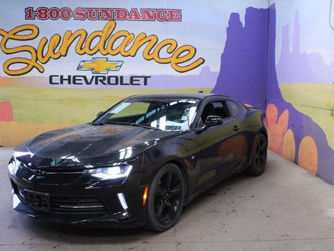 Used 2017 Chevrolet Camaro LT image 2