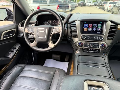 Used 2017 GMC Yukon Denali w/ Open Road Package AWD/4WD image 14