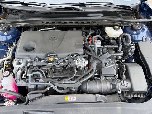 Used 2025 Toyota Camry LE image 31