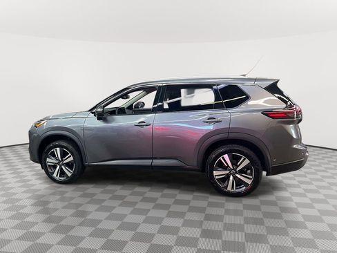 Used 2026 Nissan Rogue SL image 6